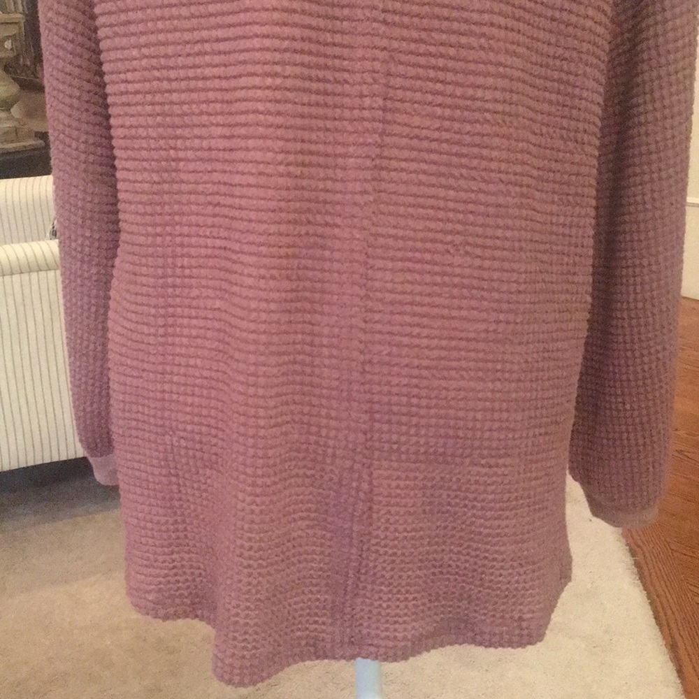 Listicle Long Sleeve Thermal Top - Picture 9 of 12